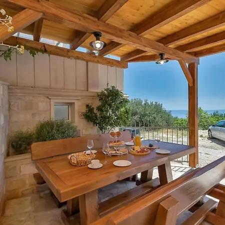 Villa Vesna With Heated Pool Makarska Exterior photo